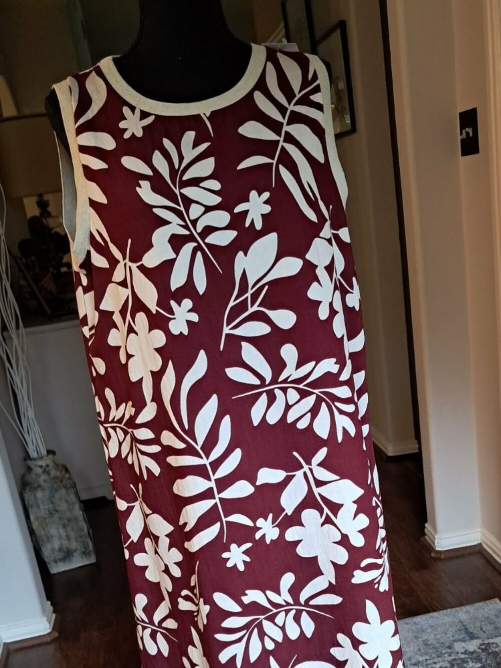Burgundy & White Tropical Print Maxi Dress Sleeveless Summer Dress Size M/L - Picture 2 of 7